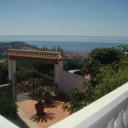 5 Bedroom Beautiful In 別荘 Almuñécar