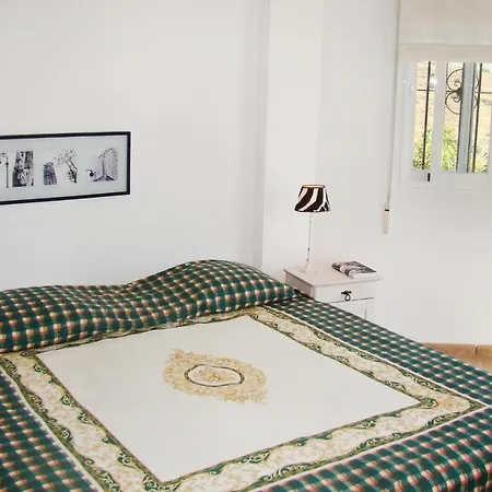 Amazing In With Kitchen Holiday home *